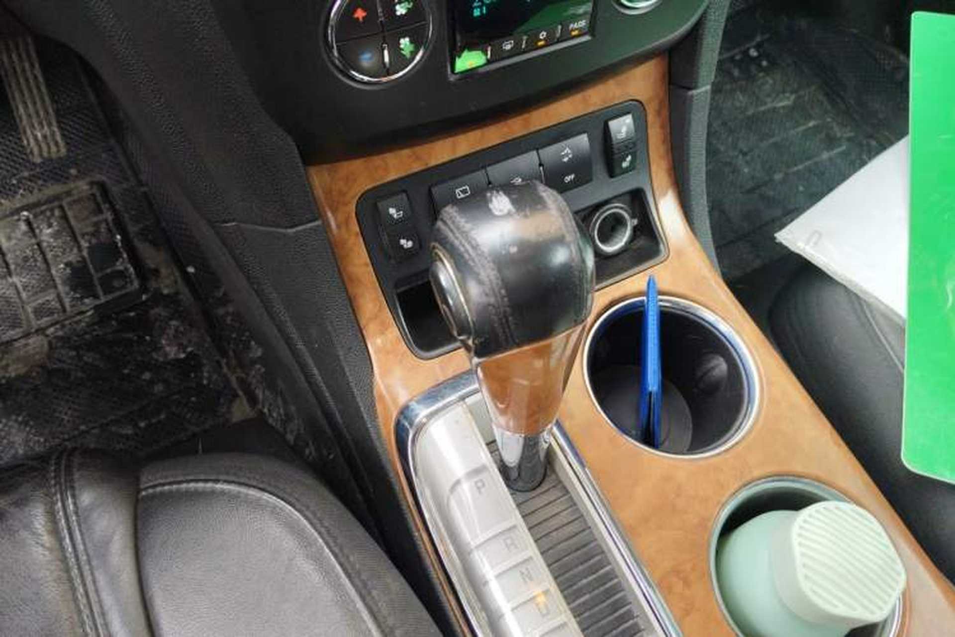 Used Buick Enclave 2010 3.6L Elite Edition Gear Lever