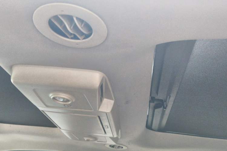 Used Buick Enclave 2010 3.6L Flagship Edition Headliner