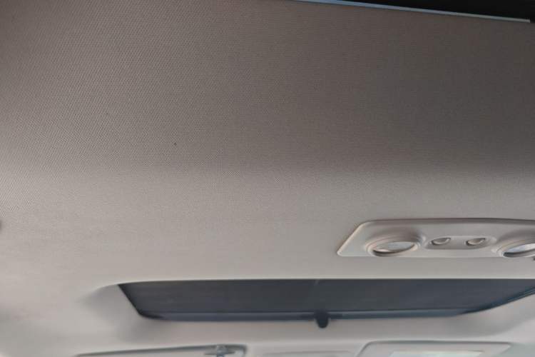 Used Buick Enclave 2010 3.6L Elite Edition Headliner