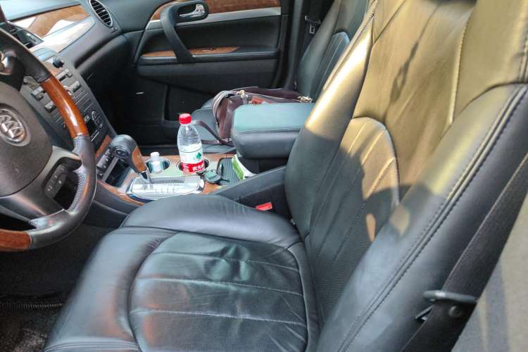 Used Buick Enclave 2010 3.6L Elite Edition Left Front Seat