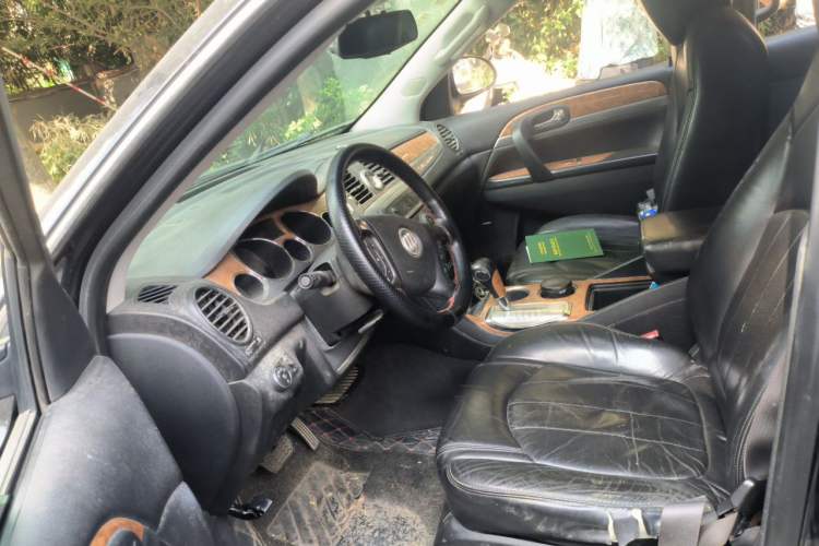 Used Buick Enclave 2010 3.6L Elite Edition Left Front Seat