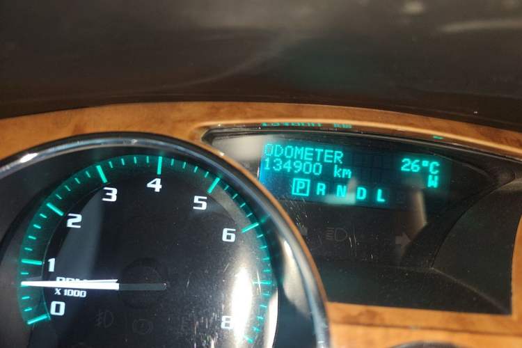 Used Buick Enclave 2010 3.6L Elite Edition Odometer Close Up