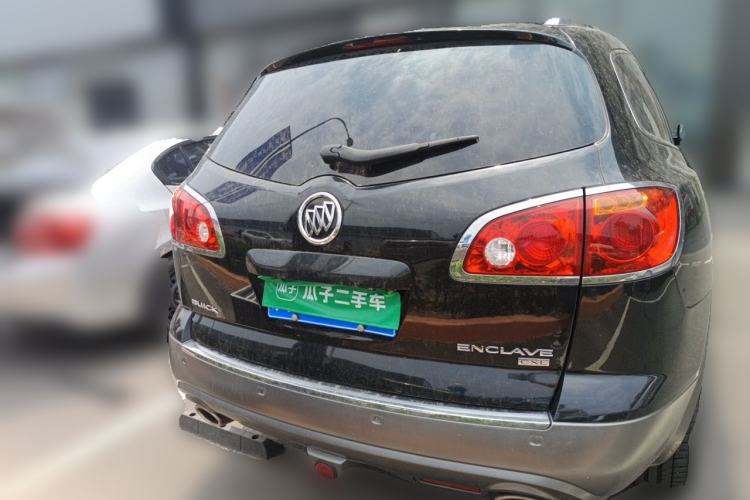 Used Buick Enclave 2010 3.6L Elite Edition Rear