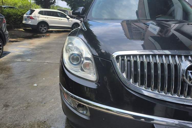 Used Buick Enclave 2010 3.6L Flagship Edition Right Front Headlight