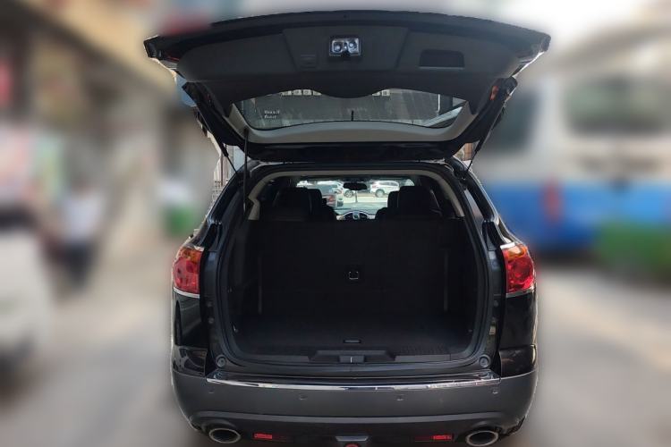 Used Buick Enclave 2010 3.6L Elite Edition Trunk