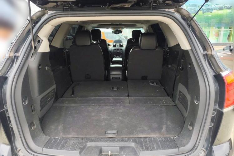 Used Buick Enclave 2010 3.6L Elite Edition Trunk