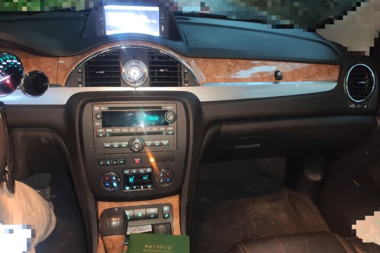 Used Buick Enclave 2010 3.6L Flagship Edition Audio And AC Panel
