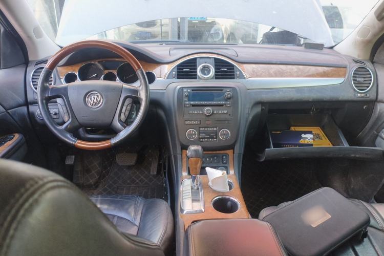 Used Buick Enclave 2010 3.6L Flagship Edition Center Console