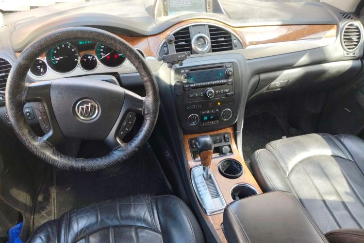 Used Buick Enclave 2010 3.6L Flagship Edition Center Console