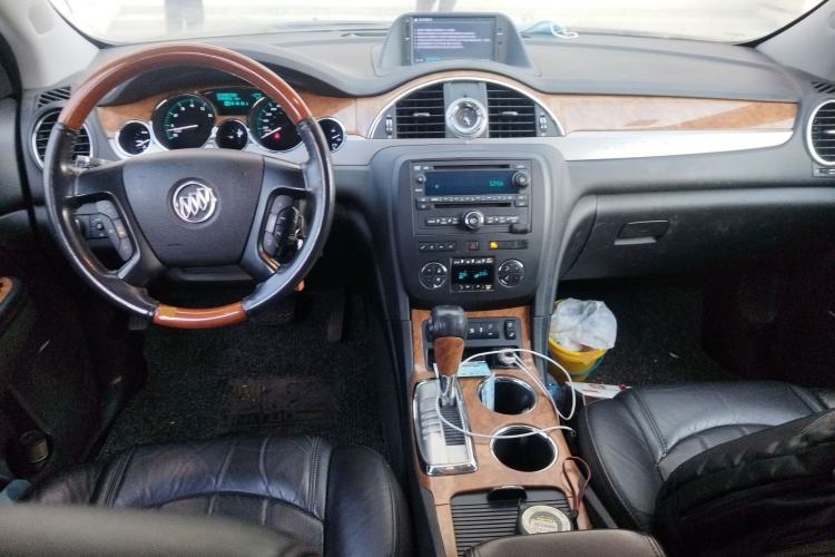 Used Buick Enclave 2010 3.6L Elite Edition Center Console