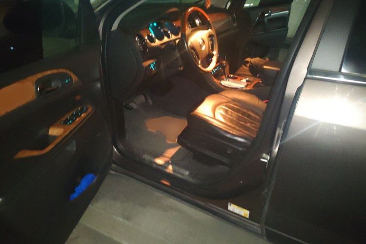 Used Buick Enclave 2010 3.6L Flagship Edition Driver Seat