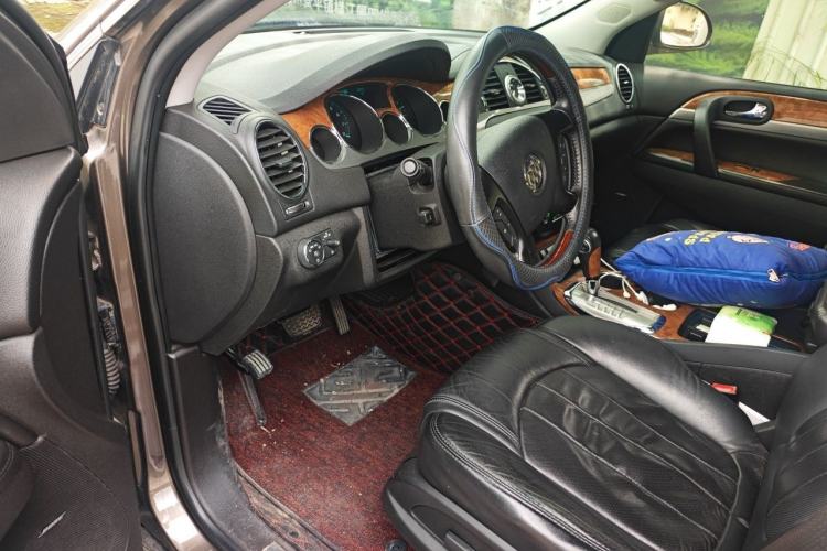 Used Buick Enclave 2010 3.6L Elite Edition Driver Seat
