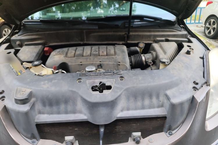 Used Buick Enclave 2010 3.6L Elite Edition Engine Bay
