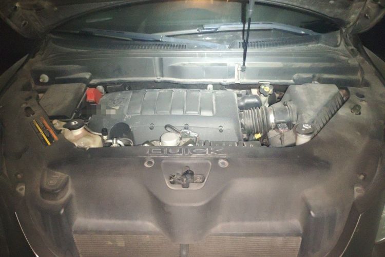 Used Buick Enclave 2010 3.6L Flagship Edition Engine Bay