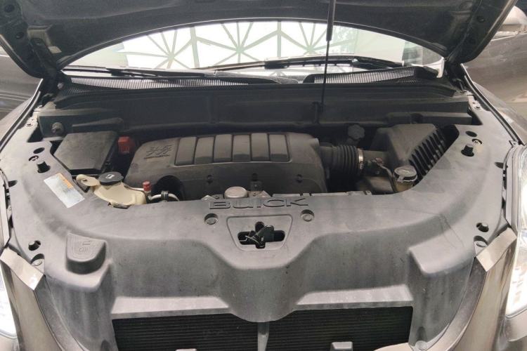Used Buick Enclave 2010 3.6L Flagship Edition Engine Bay