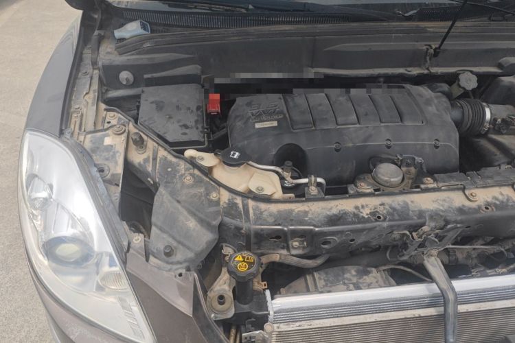 Used Buick Enclave 2010 3.6L Flagship Edition Engine Bay Right