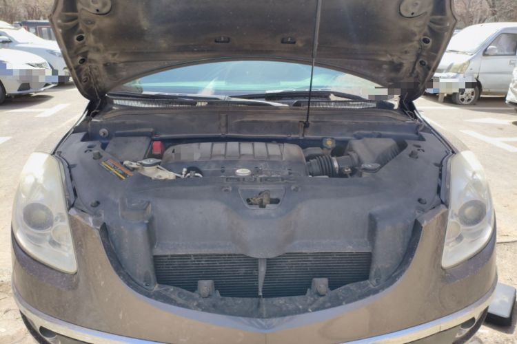 Used Buick Enclave 2010 3.6L Elite Edition Engine Bay