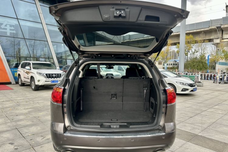 Used Buick Enclave 2010 3.6L Elite Edition Exterior 4
