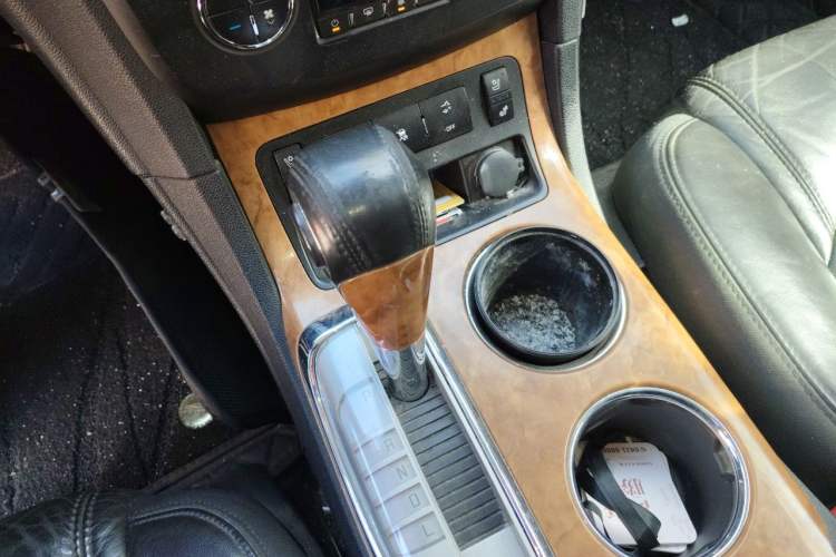 Used Buick Enclave 2010 3.6L Flagship Edition Gear Lever
