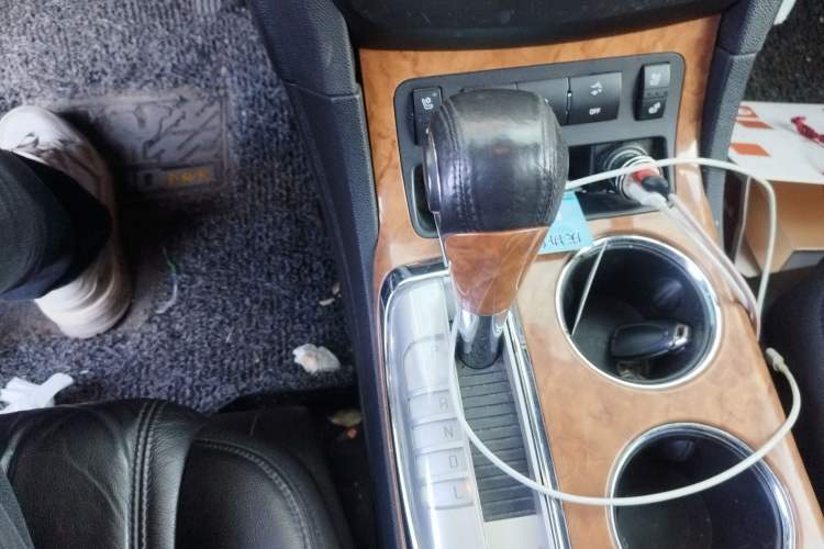Used Buick Enclave 2010 3.6L Elite Edition Gear Lever