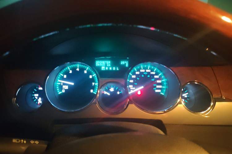 Used Buick Enclave 2010 3.6L Flagship Edition Instrument Cluster
