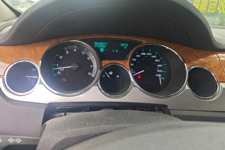 Used Buick Enclave 2010 3.6L Elite Edition Instrument Cluster
