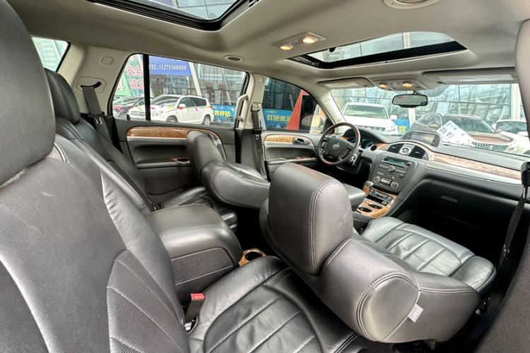 Used Buick Enclave 2010 3.6L Elite Edition Interior 3