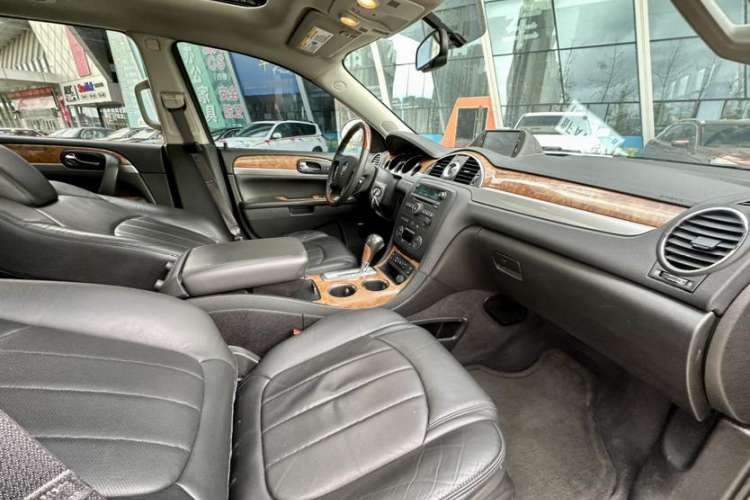 Used Buick Enclave 2010 3.6L Elite Edition Interior 4