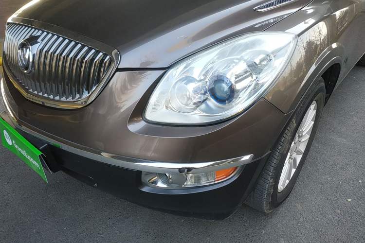 Used Buick Enclave 2010 3.6L Elite Edition Left Front Headlight