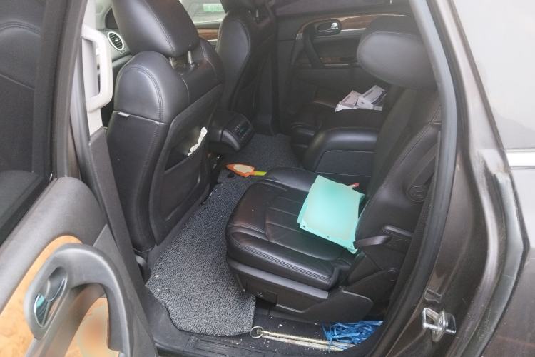Used Buick Enclave 2010 3.6L Elite Edition Left Rear Seat