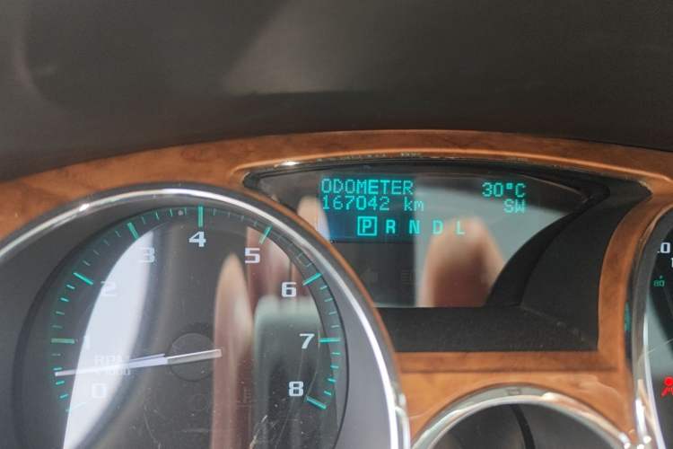 Used Buick Enclave 2010 3.6L Flagship Edition Odometer Close Up