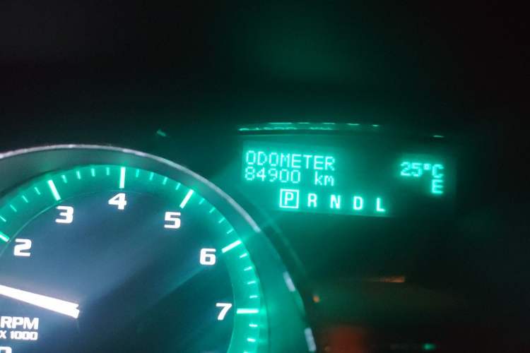 Used Buick Enclave 2010 3.6L Flagship Edition Odometer Close Up