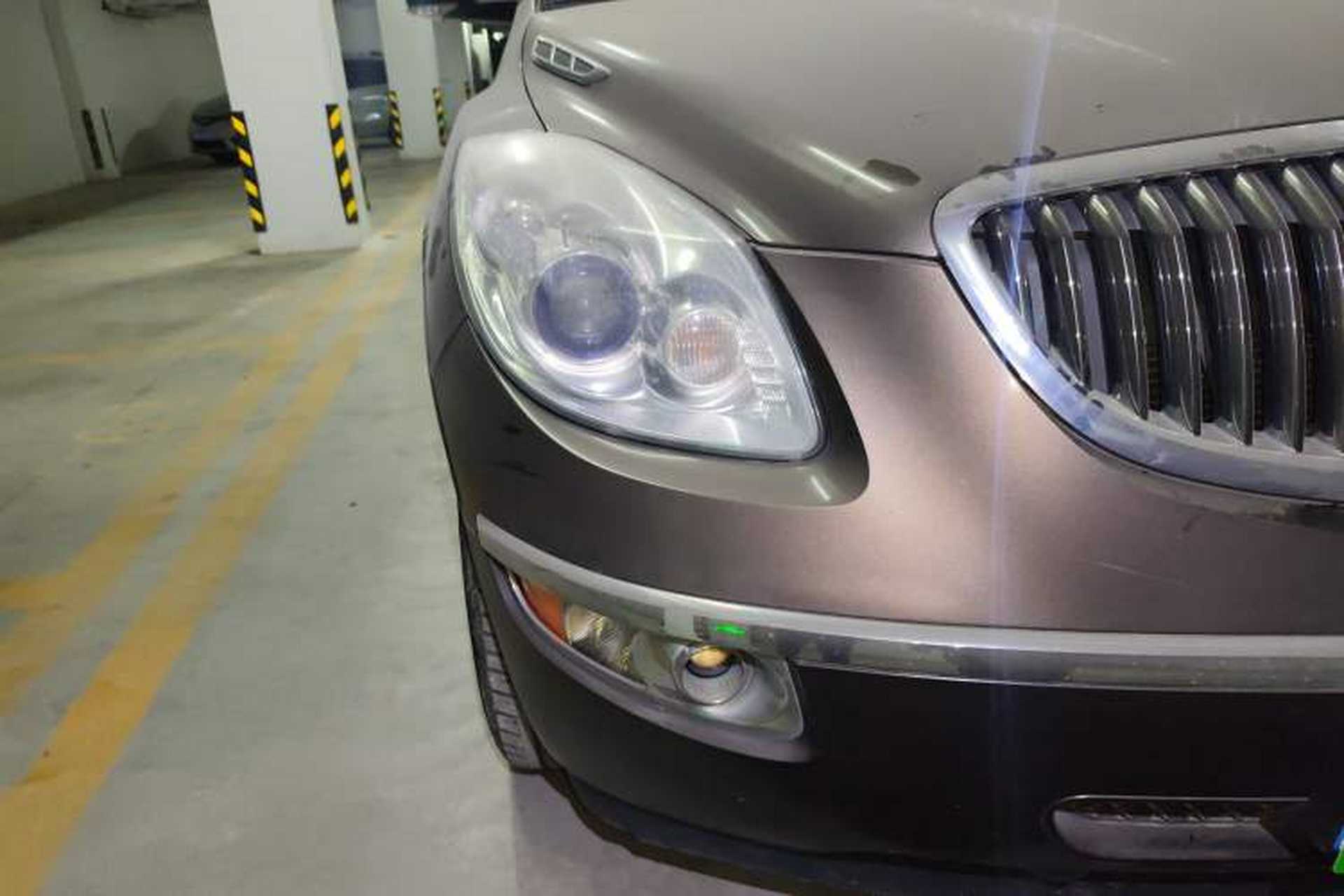 Used Buick Enclave 2010 3.6L Flagship Edition Right Front Headlight