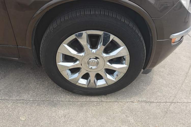 Used Buick Enclave 2010 3.6L Flagship Edition Right Front Wheel Hub