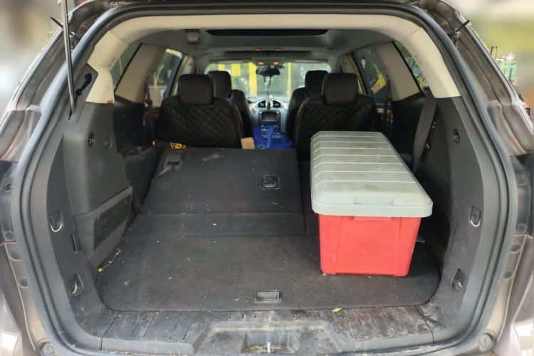 Used Buick Enclave 2010 3.6L Elite Edition Trunk