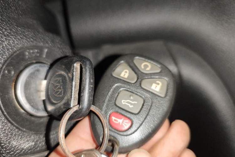 Used Buick Enclave 2010 3.6L Flagship Edition Vehicle Key