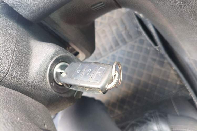 Used Buick Enclave 2010 3.6L Flagship Edition Vehicle Key