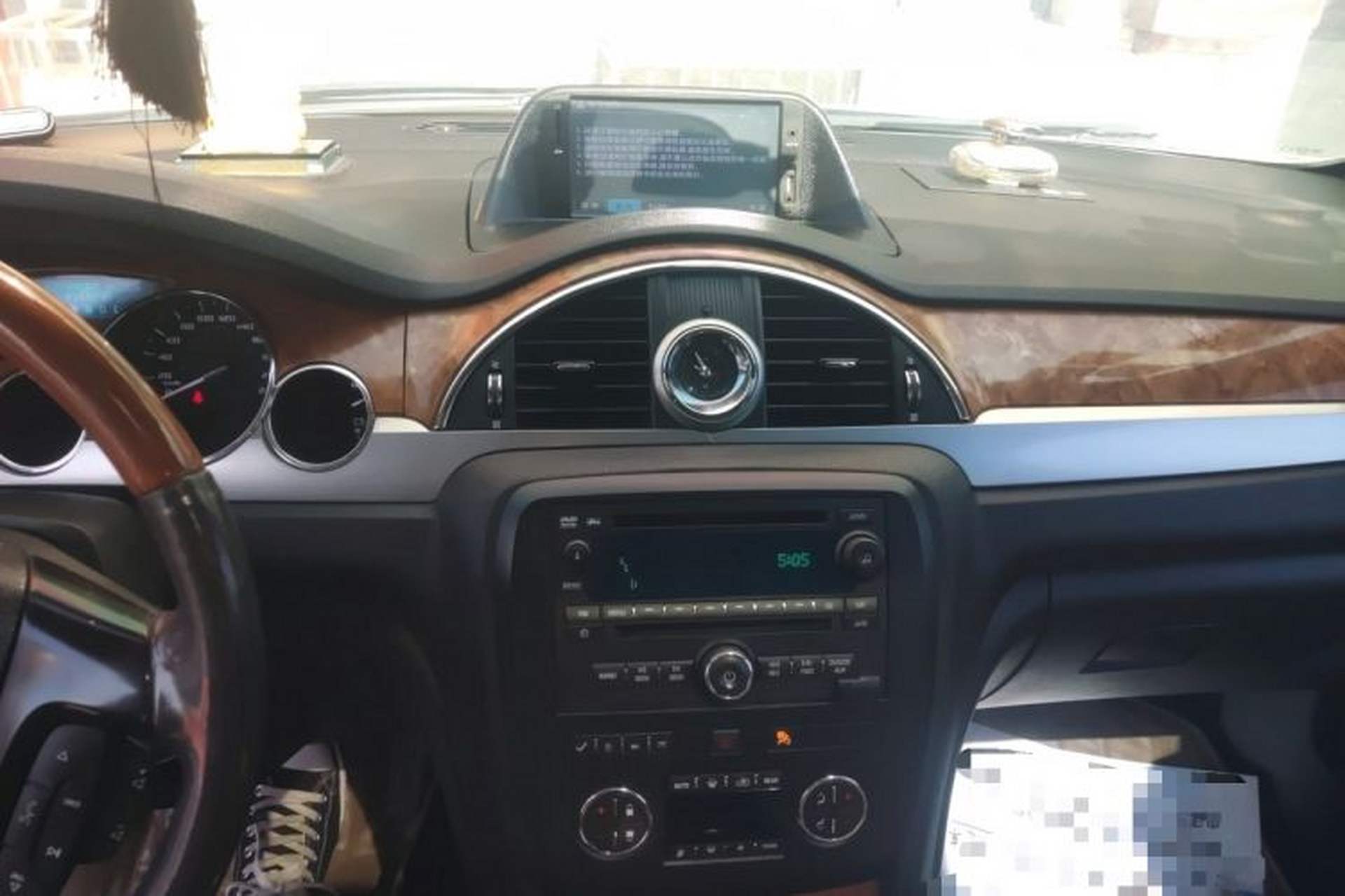 Used Buick Enclave 2010 3.6L Flagship Edition Audio And AC Panel