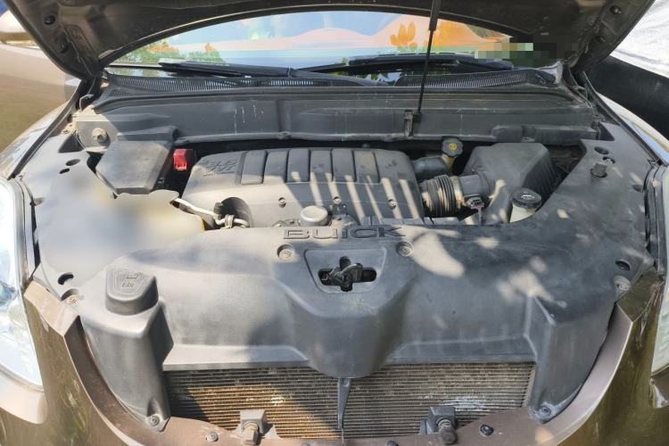 Used Buick Enclave 2010 3.6L Flagship Edition Engine Bay
