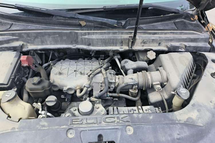 Used Buick Enclave 2010 3.6L Elite Edition Engine Bay