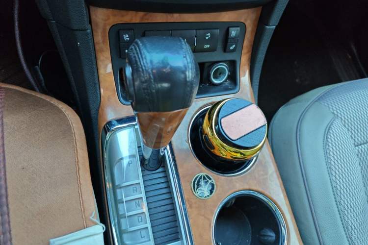 Used Buick Enclave 2010 3.6L Flagship Edition Gear Lever