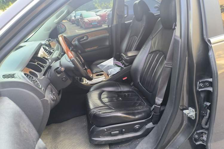Used Buick Enclave 2010 3.6L Elite Edition Left Front Seat