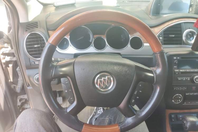 Used Buick Enclave 2010 3.6L Flagship Edition Steering Wheel