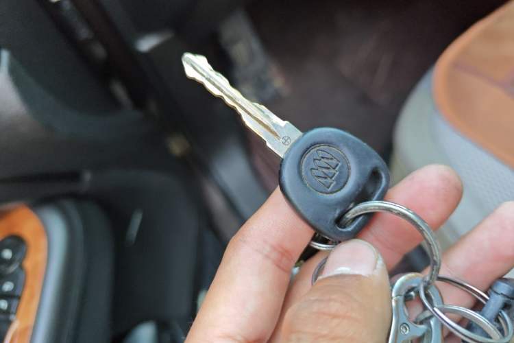 Used Buick Enclave 2010 3.6L Flagship Edition Vehicle Key