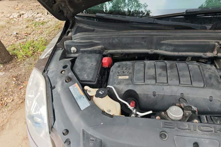 Used Buick Enclave 2010 3.6L Elite Edition Engine Bay Right