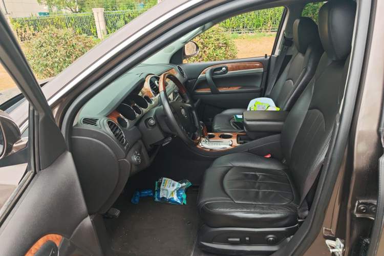 Used Buick Enclave 2010 3.6L Elite Edition Left Front Seat