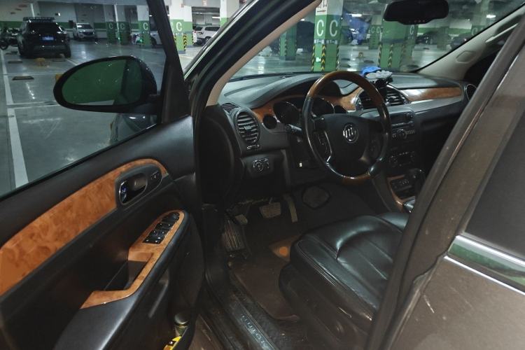 Used Buick Enclave 2010 3.6L Elite Edition Driver Seat