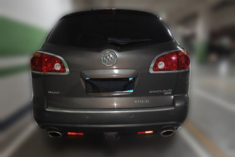 Used Buick Enclave 2010 3.6L Elite Edition Rear