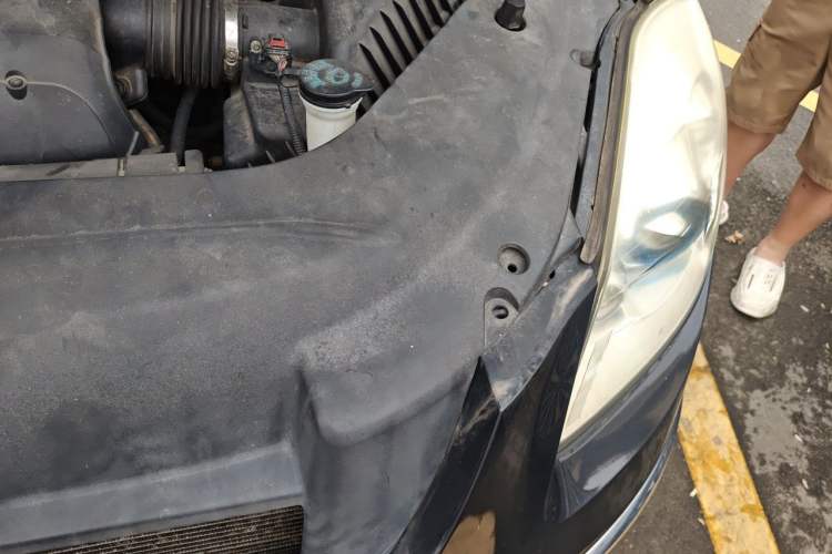Used Buick Enclave 2013 3.6L Two-Wheel-Drive Elegance Edition Engine Bay Left