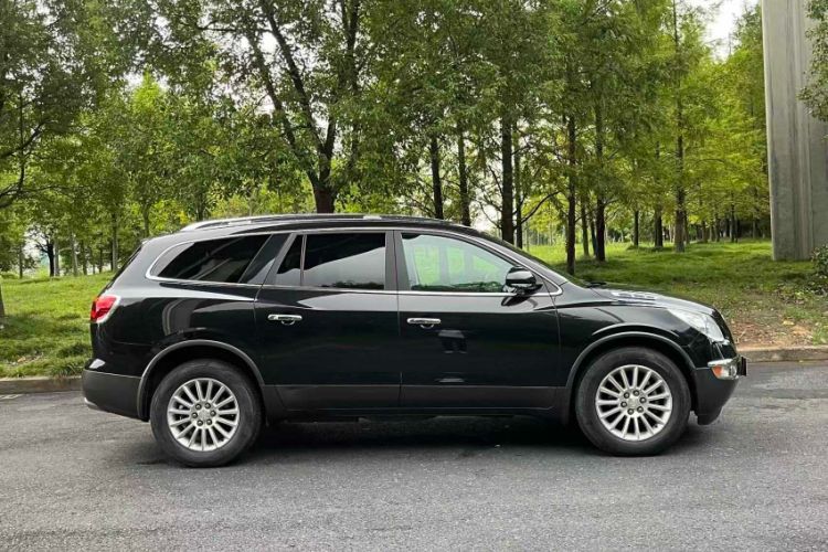 Used Buick Enclave 2013 3.6L Four-Wheel Drive Elite Edition Exterior 3